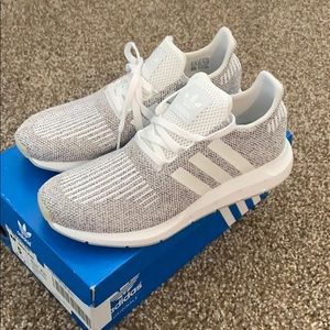 Adidas swift run shoes